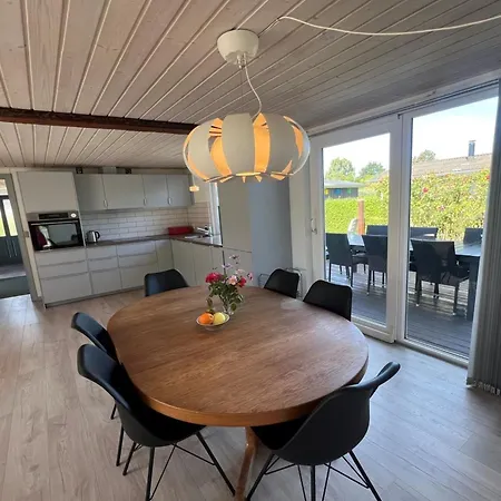 Ferienhaus Elja - 400m From The Sea By Interhome