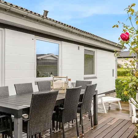Elja - 400m From The Sea By Interhome *