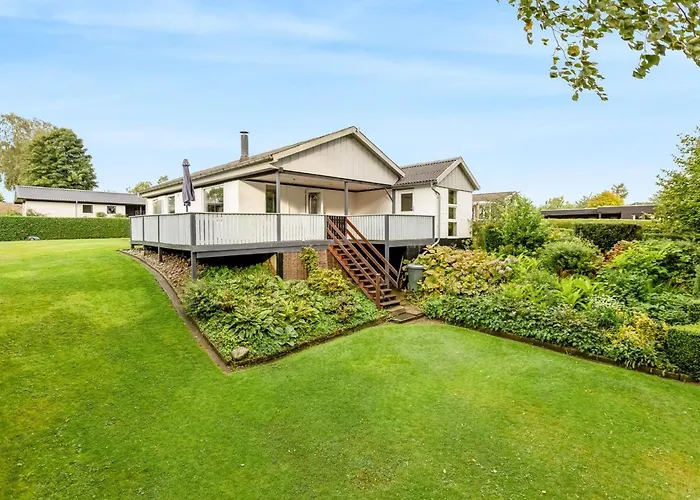 Elja - 400m From The Sea By Interhome بيت للعطل أبينرا