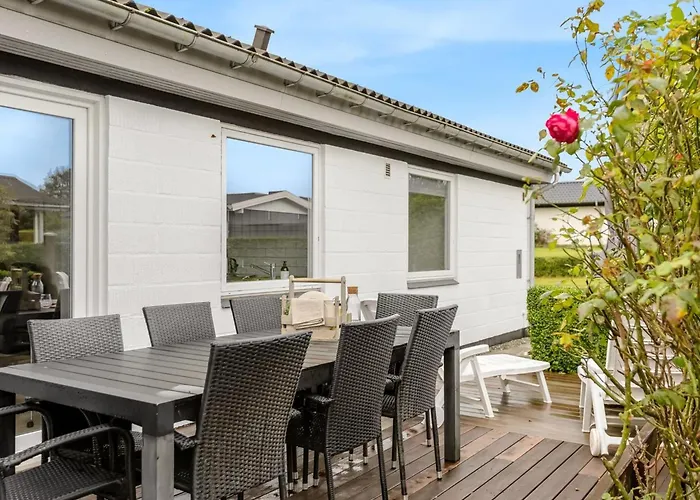 Elja - 400m From The Sea By Interhome أبينرا